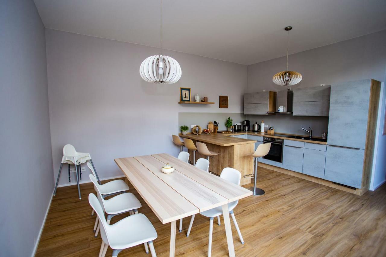 Eckhof Domizil - Grosszuegige Ferienwohnung Mit Kleinem Garten In Der Altstadt Von Gotha Extérieur photo