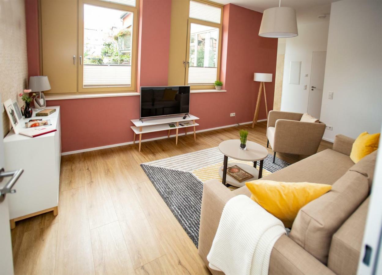 Eckhof Domizil - Grosszuegige Ferienwohnung Mit Kleinem Garten In Der Altstadt Von Gotha Extérieur photo