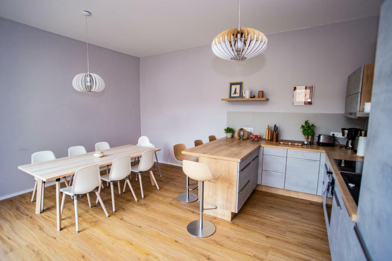 Eckhof Domizil - Grosszuegige Ferienwohnung Mit Kleinem Garten In Der Altstadt Von Gotha Extérieur photo