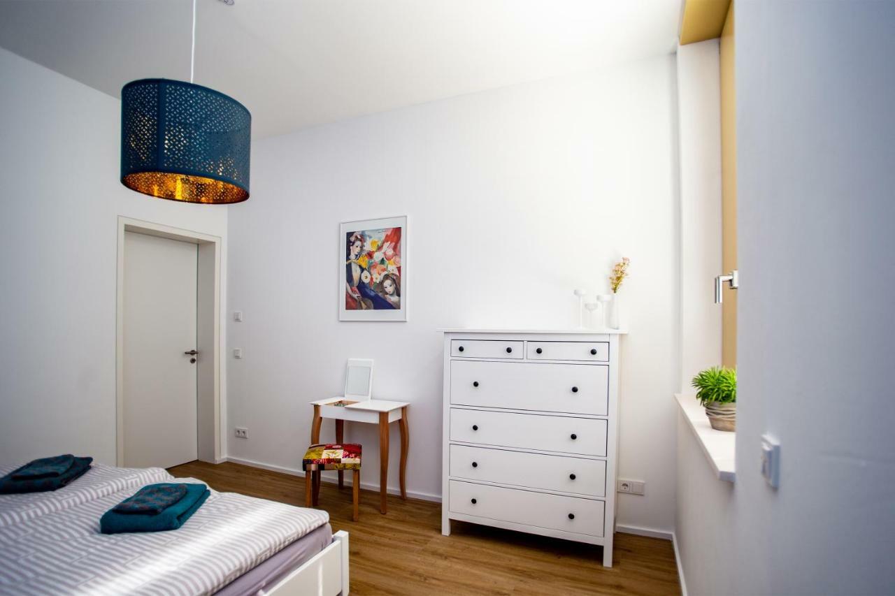 Eckhof Domizil - Grosszuegige Ferienwohnung Mit Kleinem Garten In Der Altstadt Von Gotha Extérieur photo