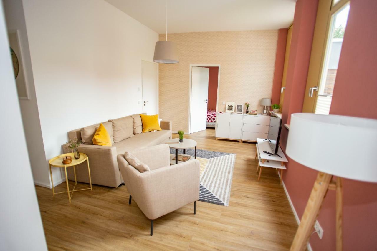 Eckhof Domizil - Grosszuegige Ferienwohnung Mit Kleinem Garten In Der Altstadt Von Gotha Extérieur photo